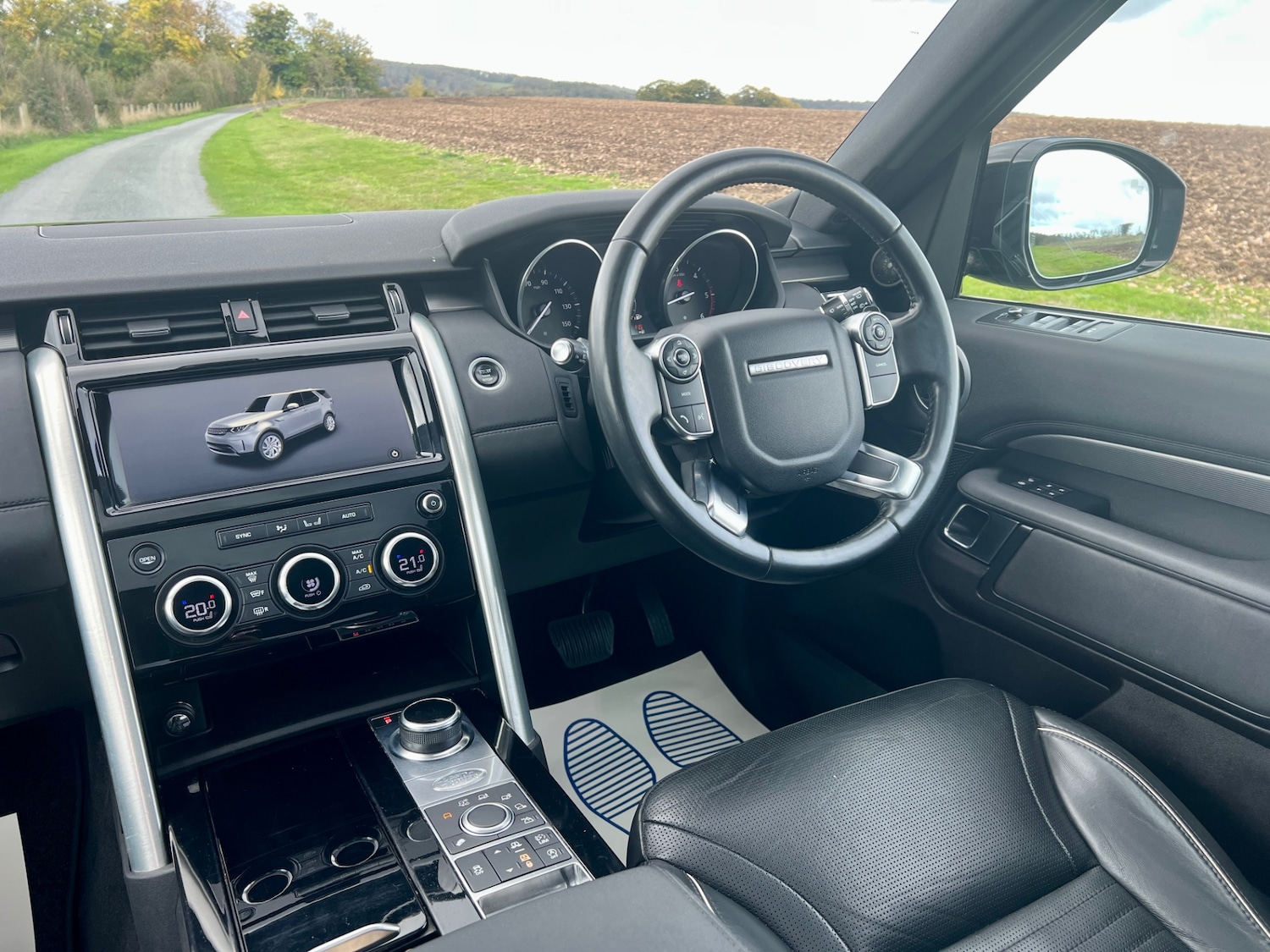 Used Land Rover Discovery 2017 for sale - 72688044: Photo 26