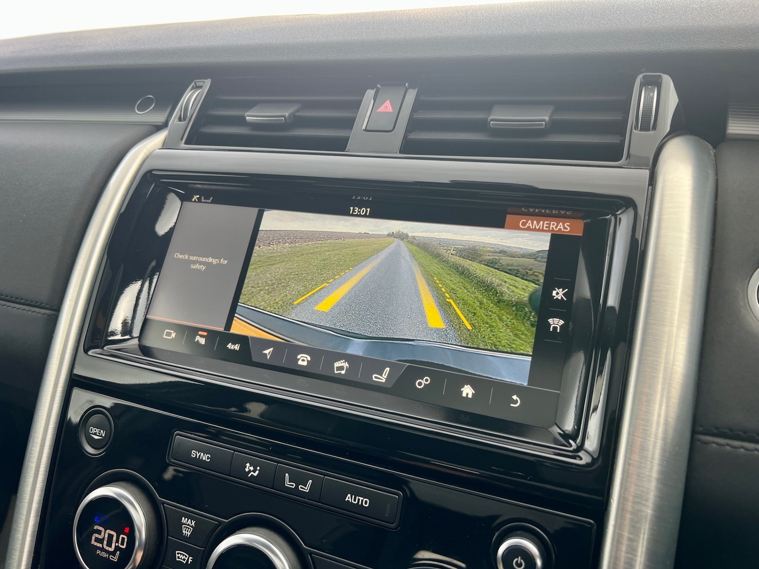 Used Land Rover Discovery 2017 for sale - 72688044: Photo 29