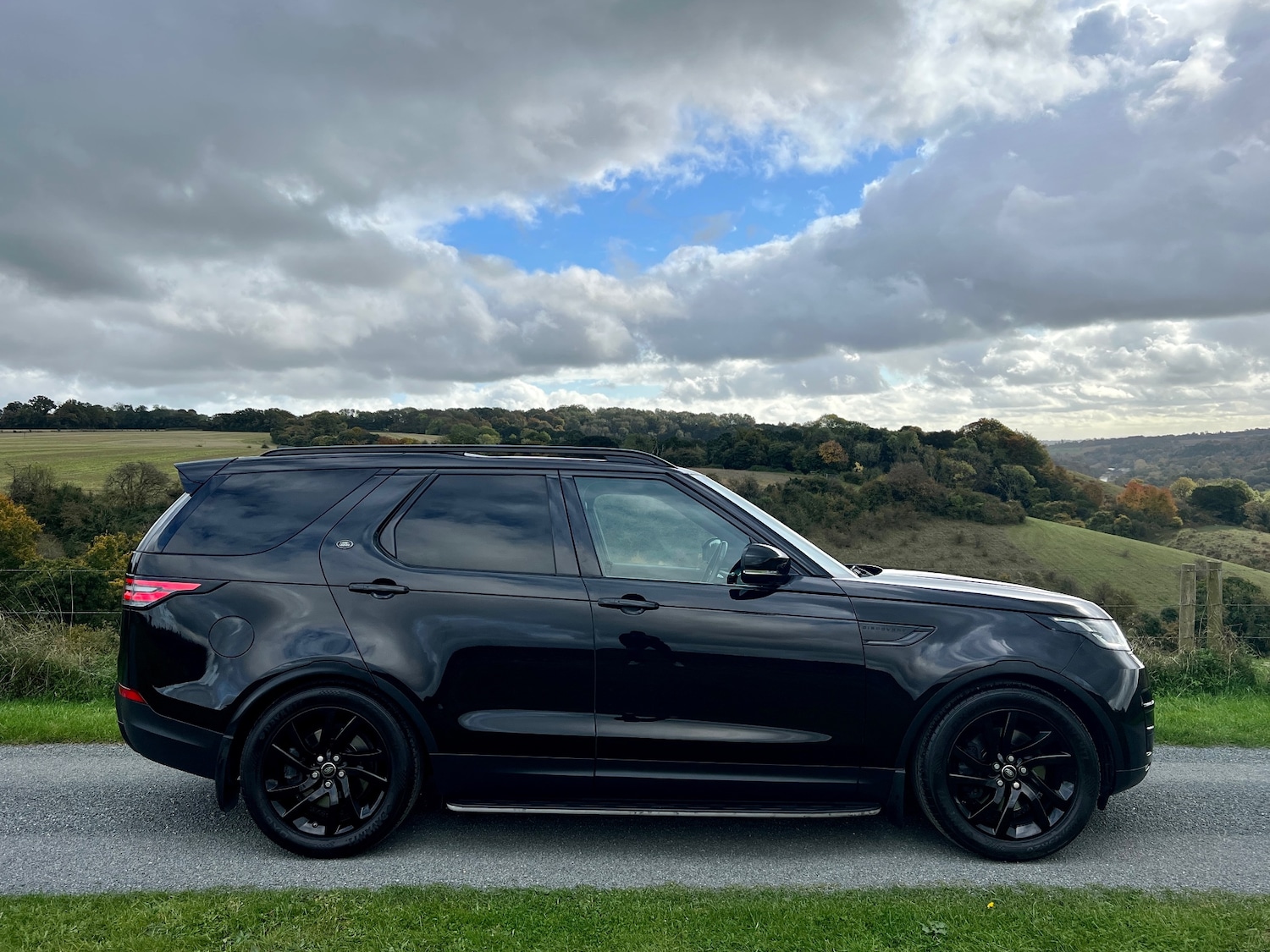 Used Land Rover Discovery 2017 for sale - 72688044: Photo 7