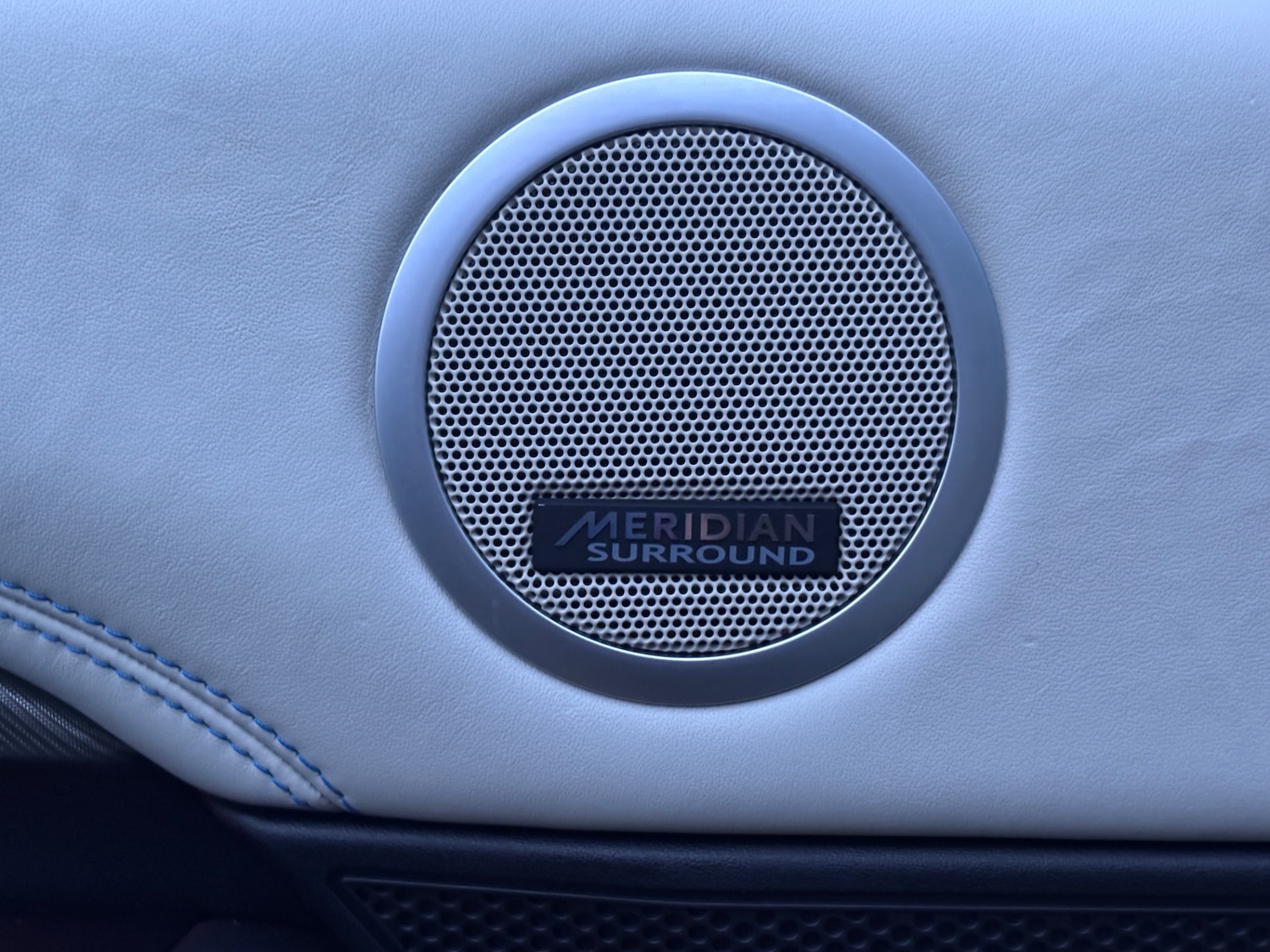 Used Land Rover Discovery 2018 for sale - 77289298: Photo 16