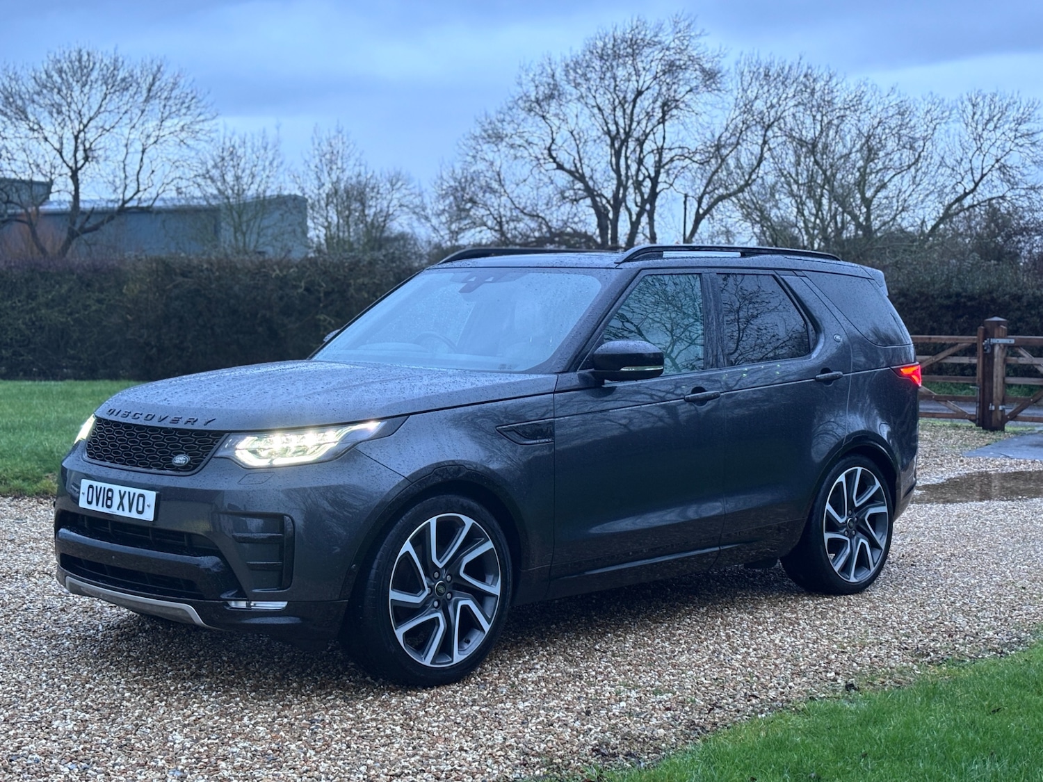 Used Land Rover Discovery 2018 for sale - 77289298: Photo 2