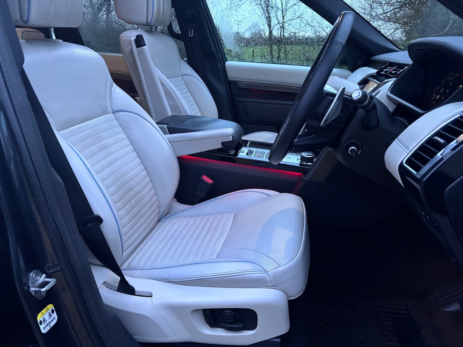 Used Land Rover Discovery 2018 for sale - 77289298: Photo 9