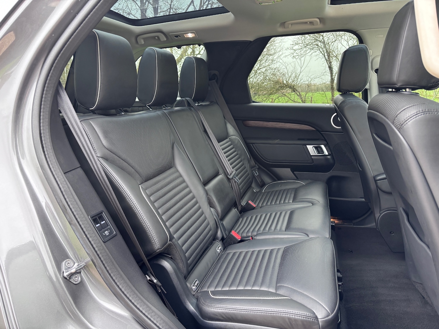 Used Land Rover Discovery 2019 for sale - 77796810: Photo 10