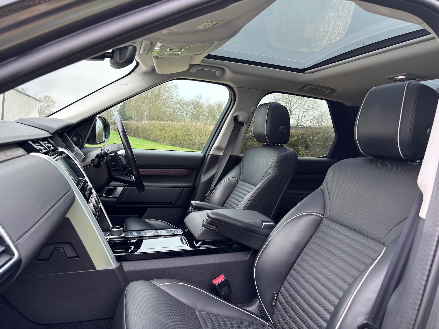 Used Land Rover Discovery 2019 for sale - 77796810: Photo 13