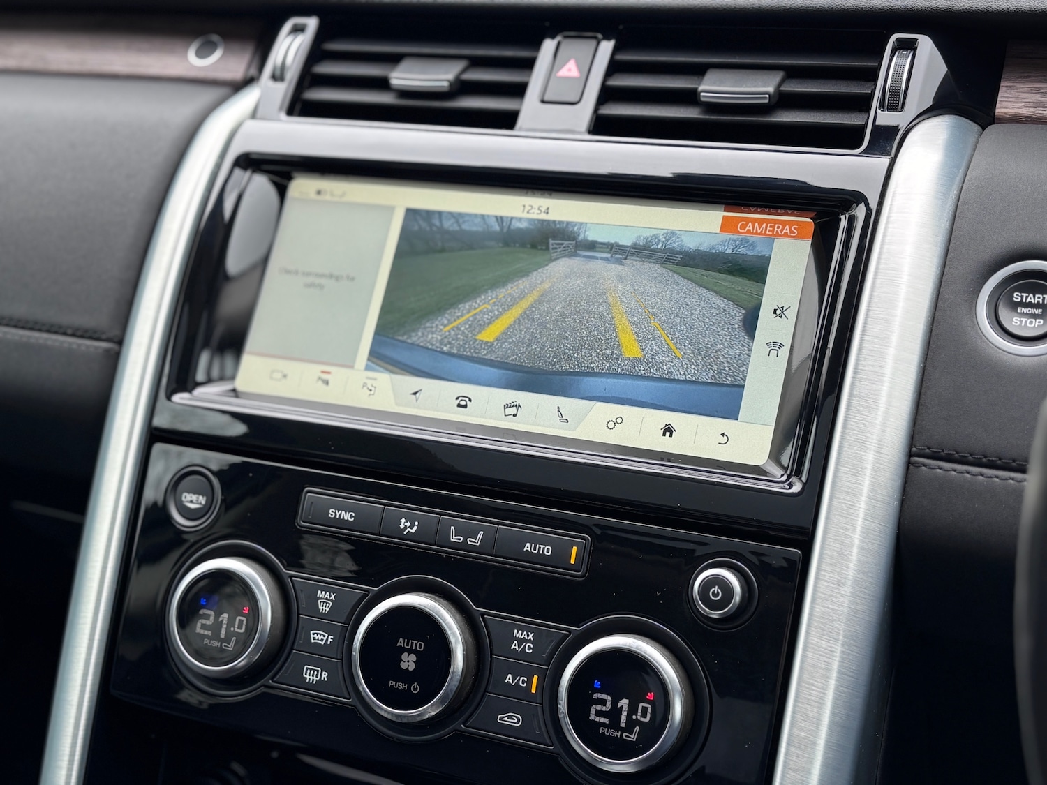 Used Land Rover Discovery 2019 for sale - 77796810: Photo 16