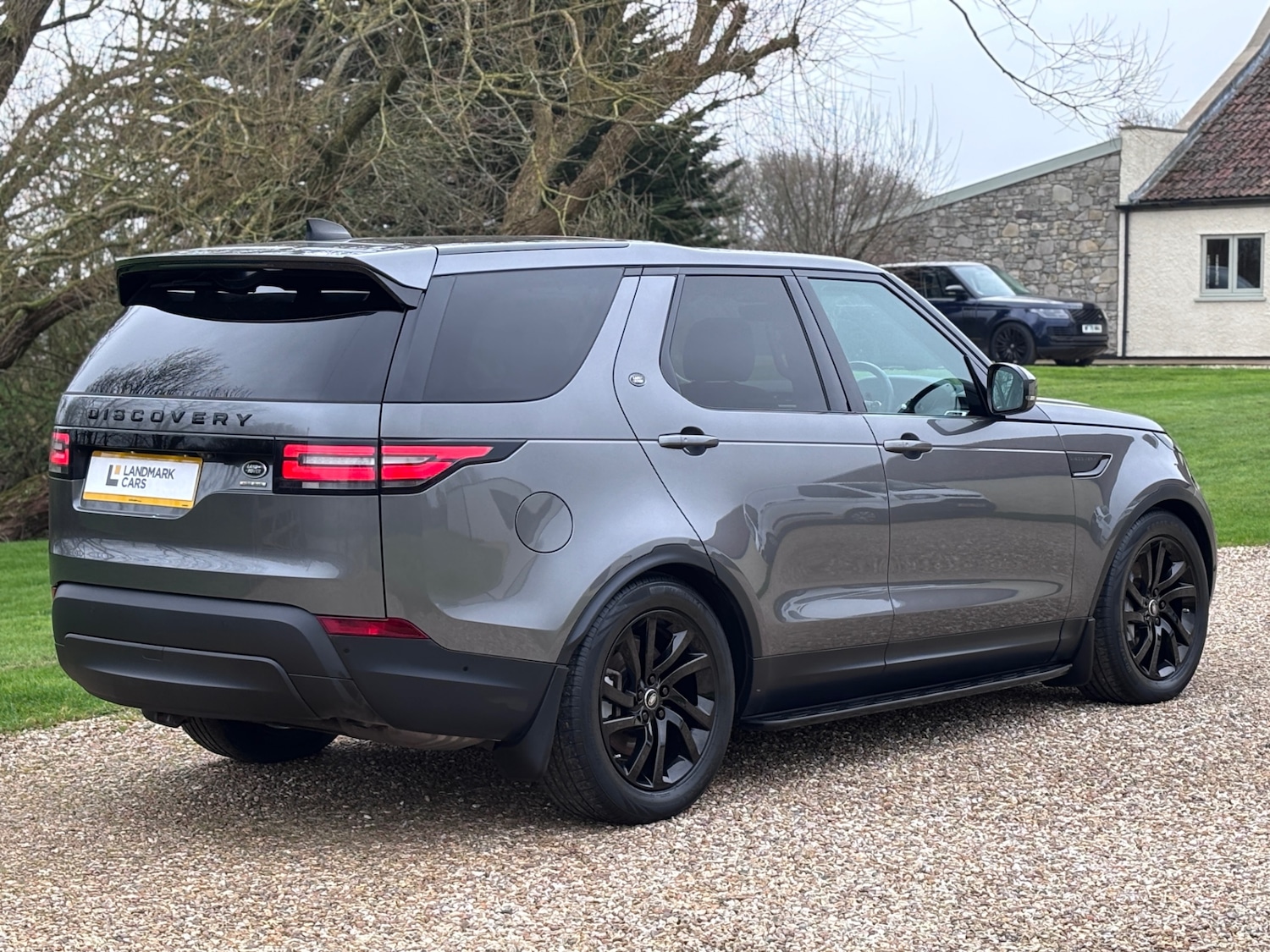 Used Land Rover Discovery 2019 for sale - 77796810: Photo 4