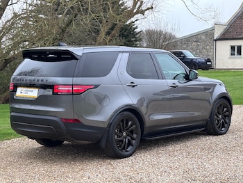Used Land Rover Discovery 2019 for sale - 77796810: Photo