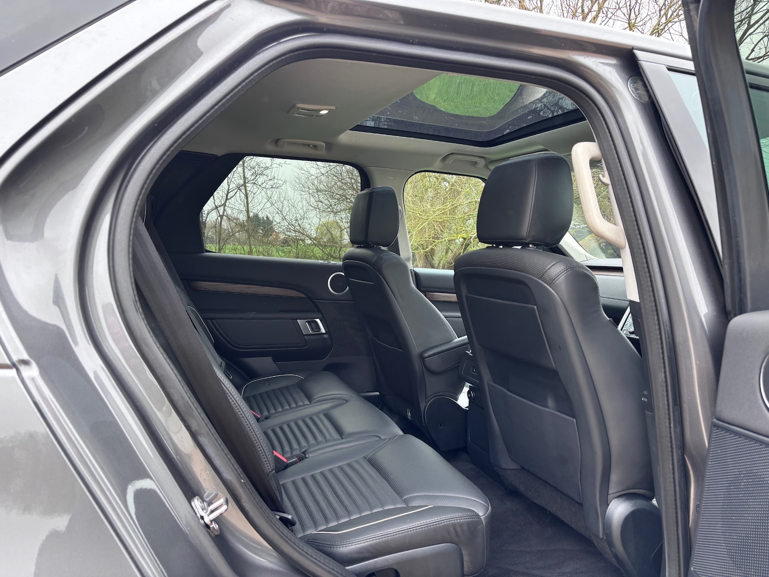 Used Land Rover Discovery 2019 for sale - 77796810: Photo 9