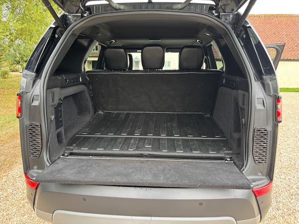 Used Land Rover Discovery 2019 for sale - 75631437: Photo 10