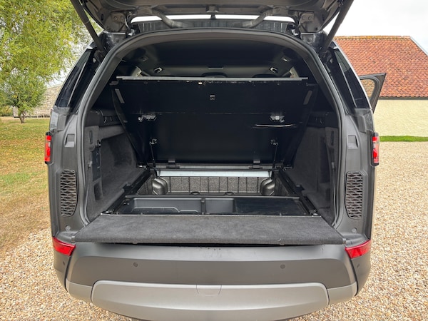 Used Land Rover Discovery 2019 for sale - 75631437: Photo 11