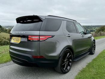 Used Land Rover Discovery 2017 for sale - 75995222: Photo