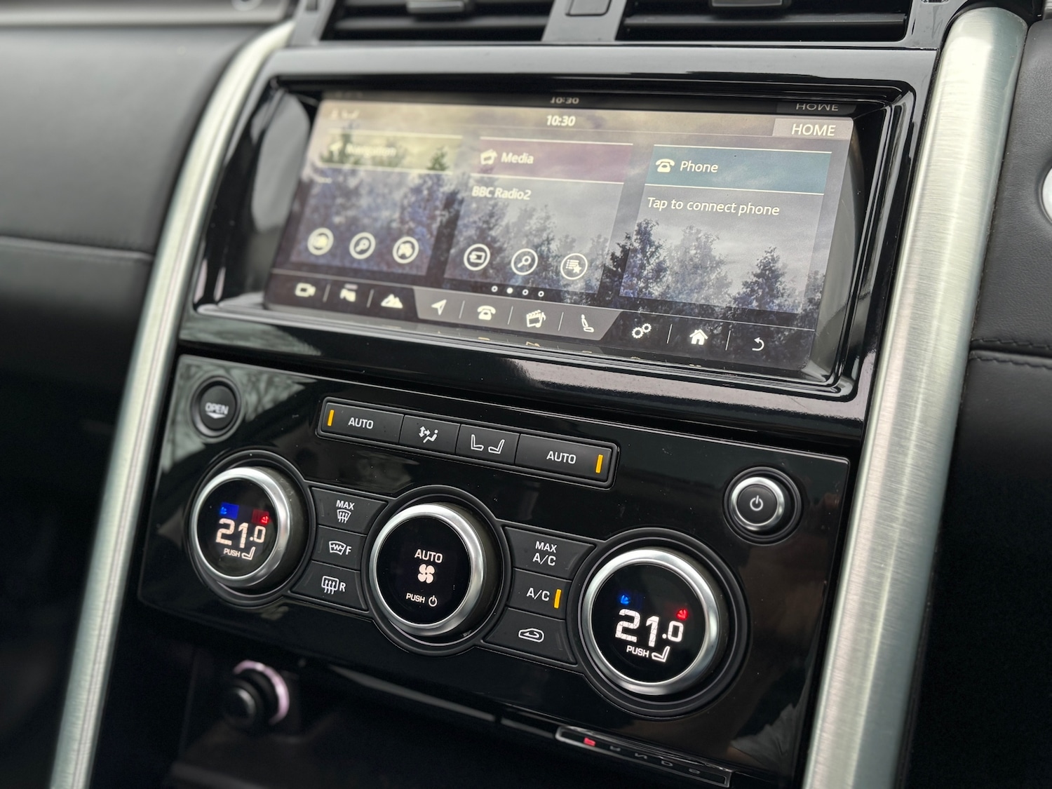 Used Land Rover Discovery 2018 for sale - 76471372: Photo 19