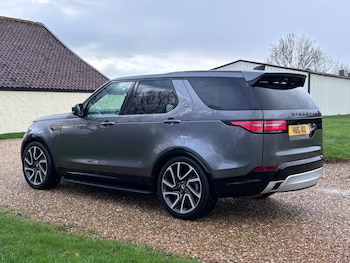Used Land Rover Discovery 2018 for sale - 77465839: Photo