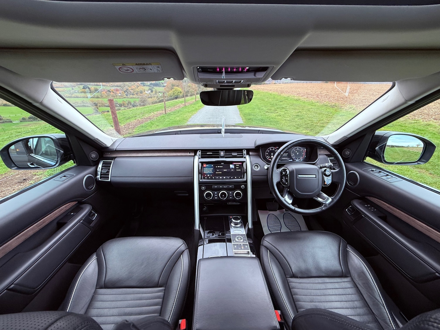 Used Land Rover Discovery 2018 for sale - 76687397: Photo 24