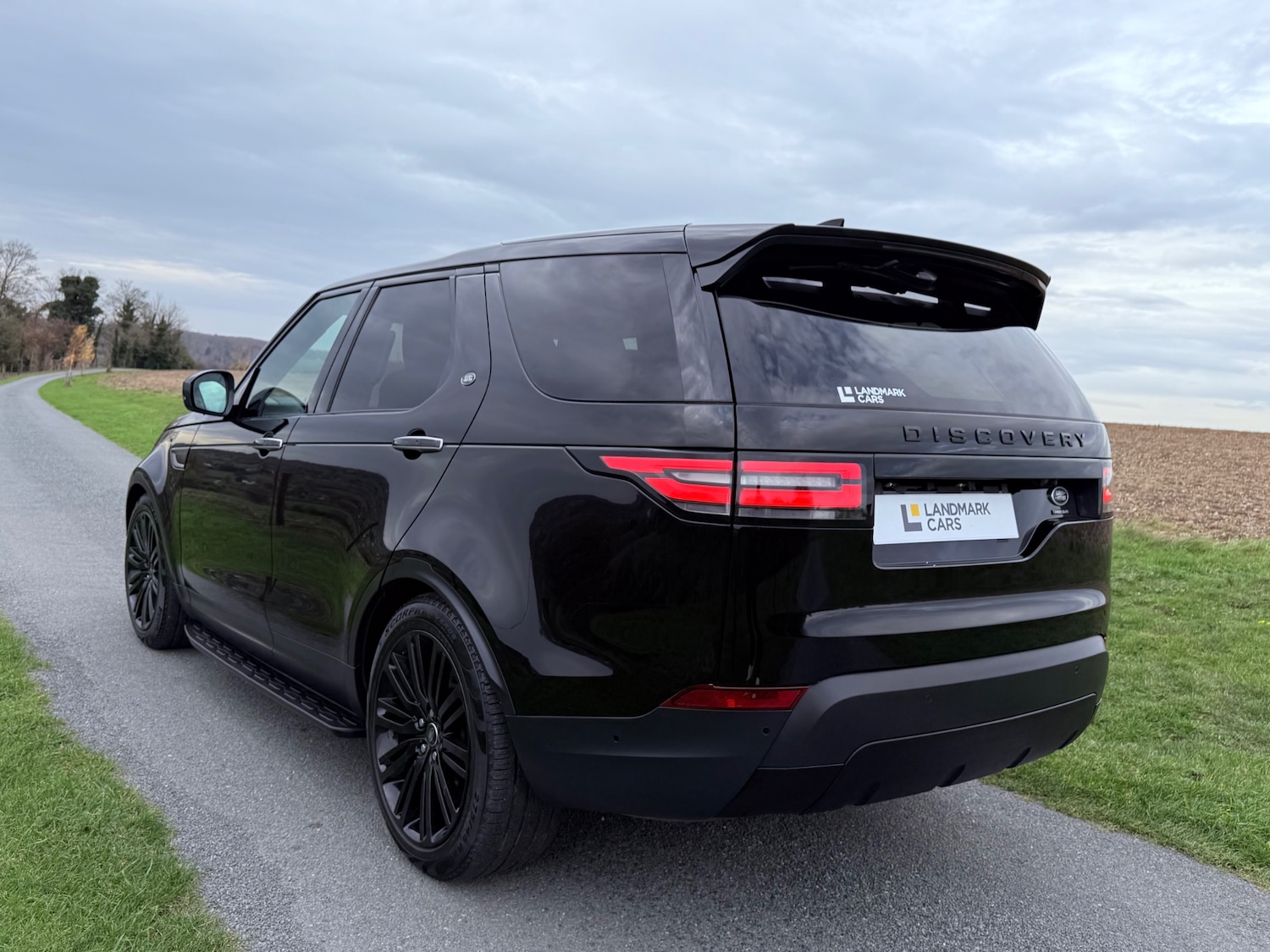 Used Land Rover Discovery 2018 for sale - 76687397: Photo 5