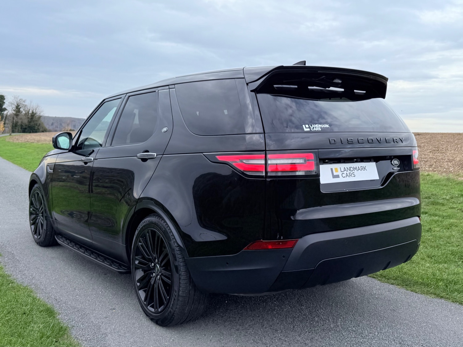 Used Land Rover Discovery 2018 for sale - 76687397: Photo 7