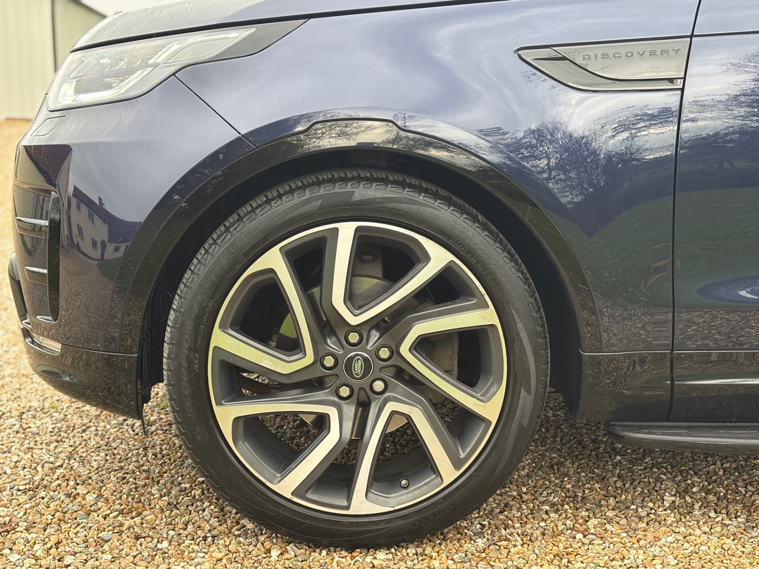 Used Land Rover Discovery 2018 for sale - 76358294: Photo 11