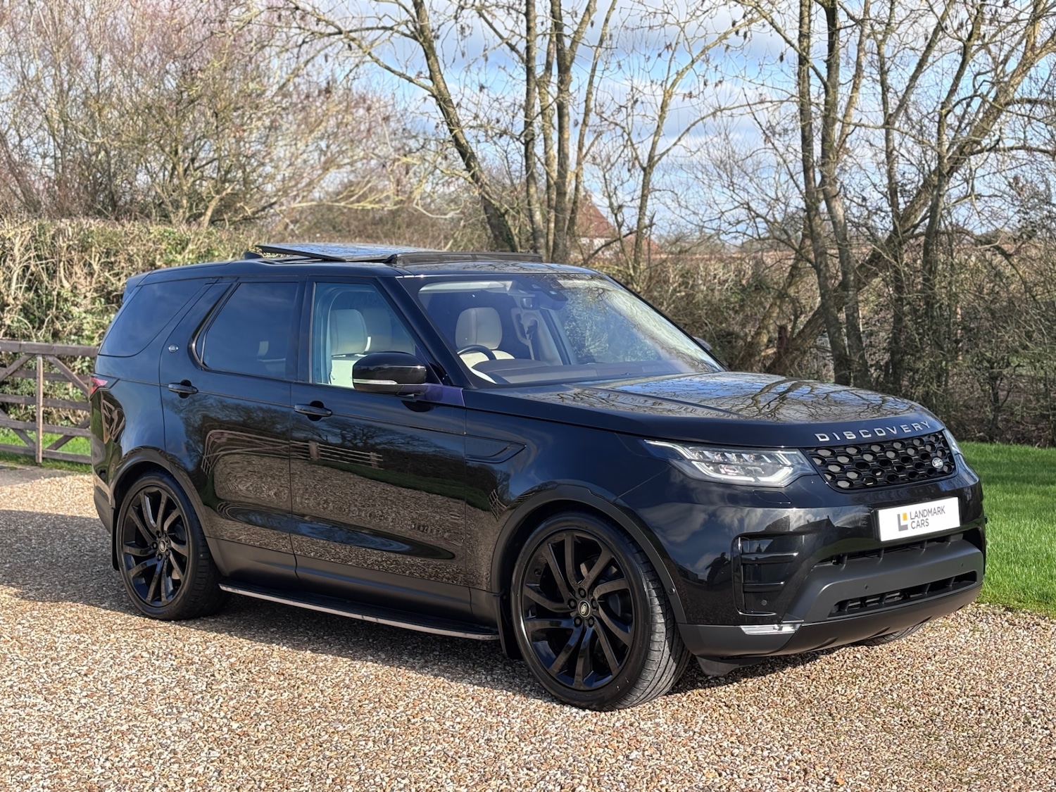 Used Land Rover Discovery 2017 for sale - 77666371: Photo 1