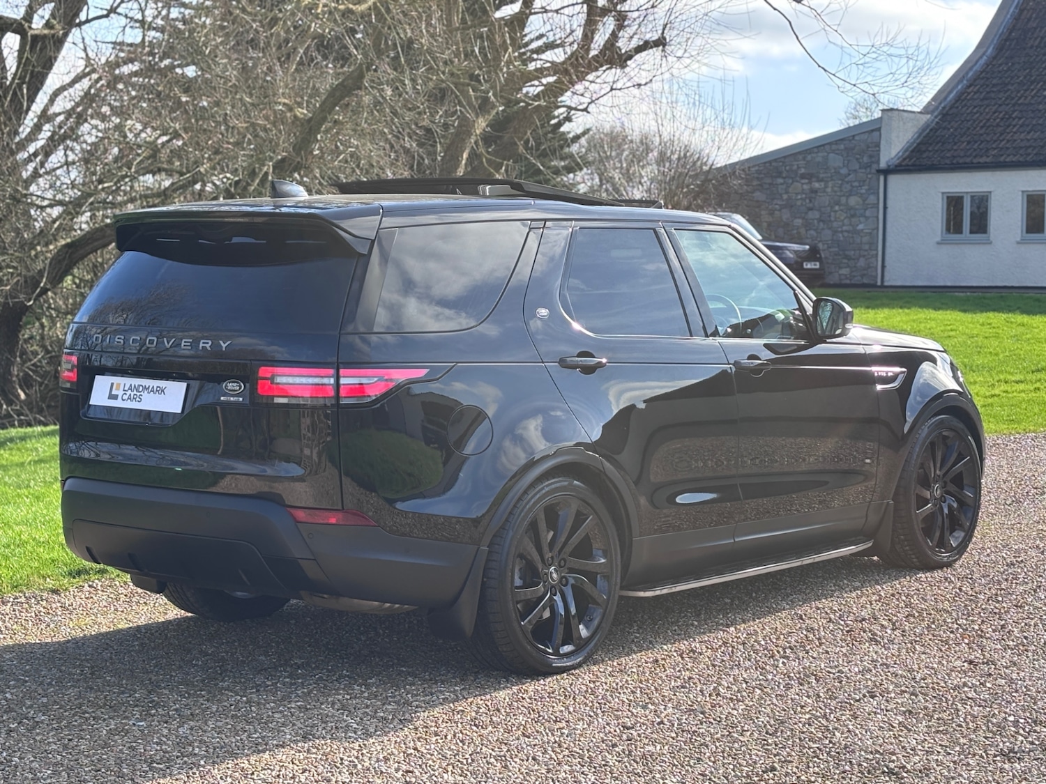 Used Land Rover Discovery 2017 for sale - 77666371: Photo 4