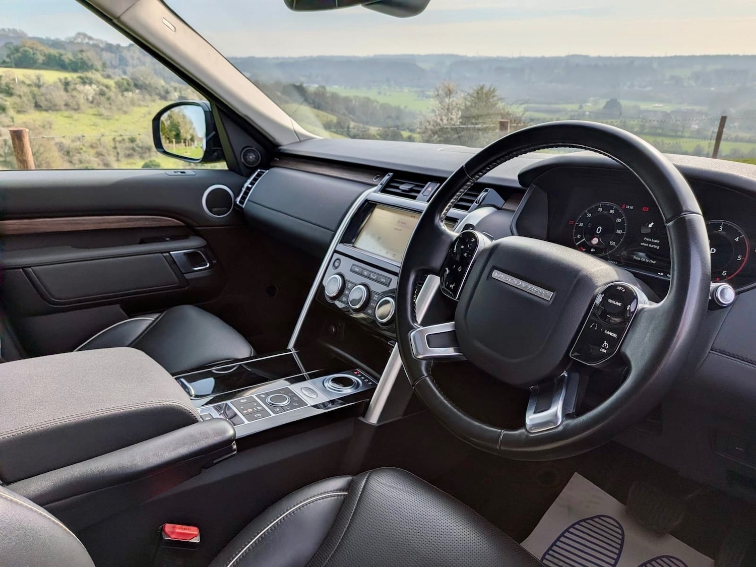 Used Land Rover Discovery 2018 for sale - 77981243: Photo 14