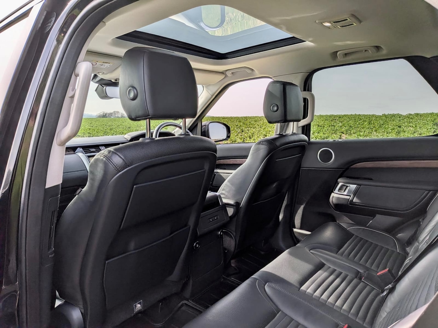 Used Land Rover Discovery 2018 for sale - 77981243: Photo 17