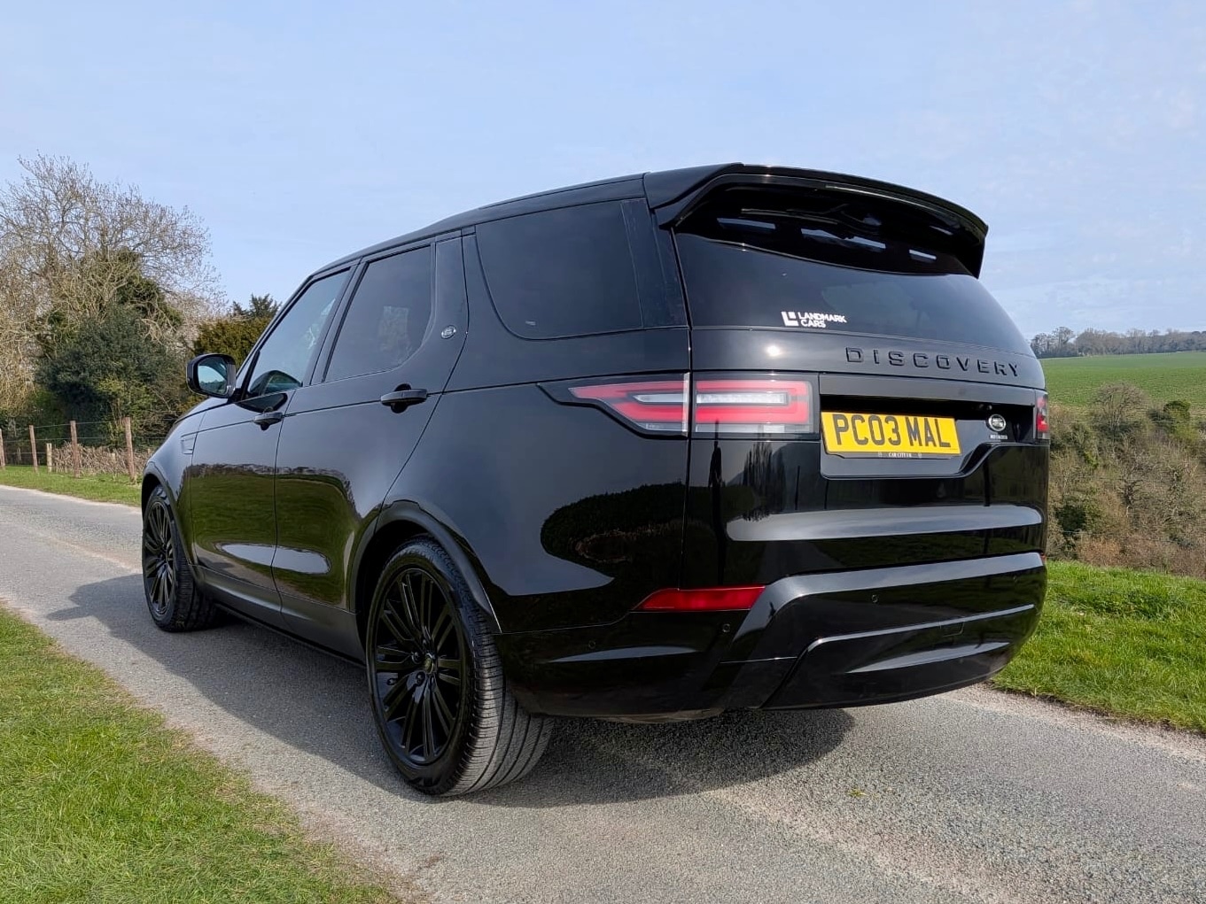 Used Land Rover Discovery 2018 for sale - 77981243: Photo 4