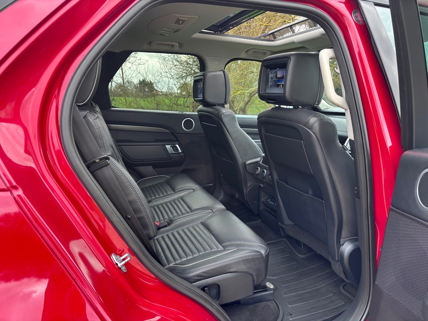 Used Land Rover Discovery 2017 for sale - 77821587: Photo 10