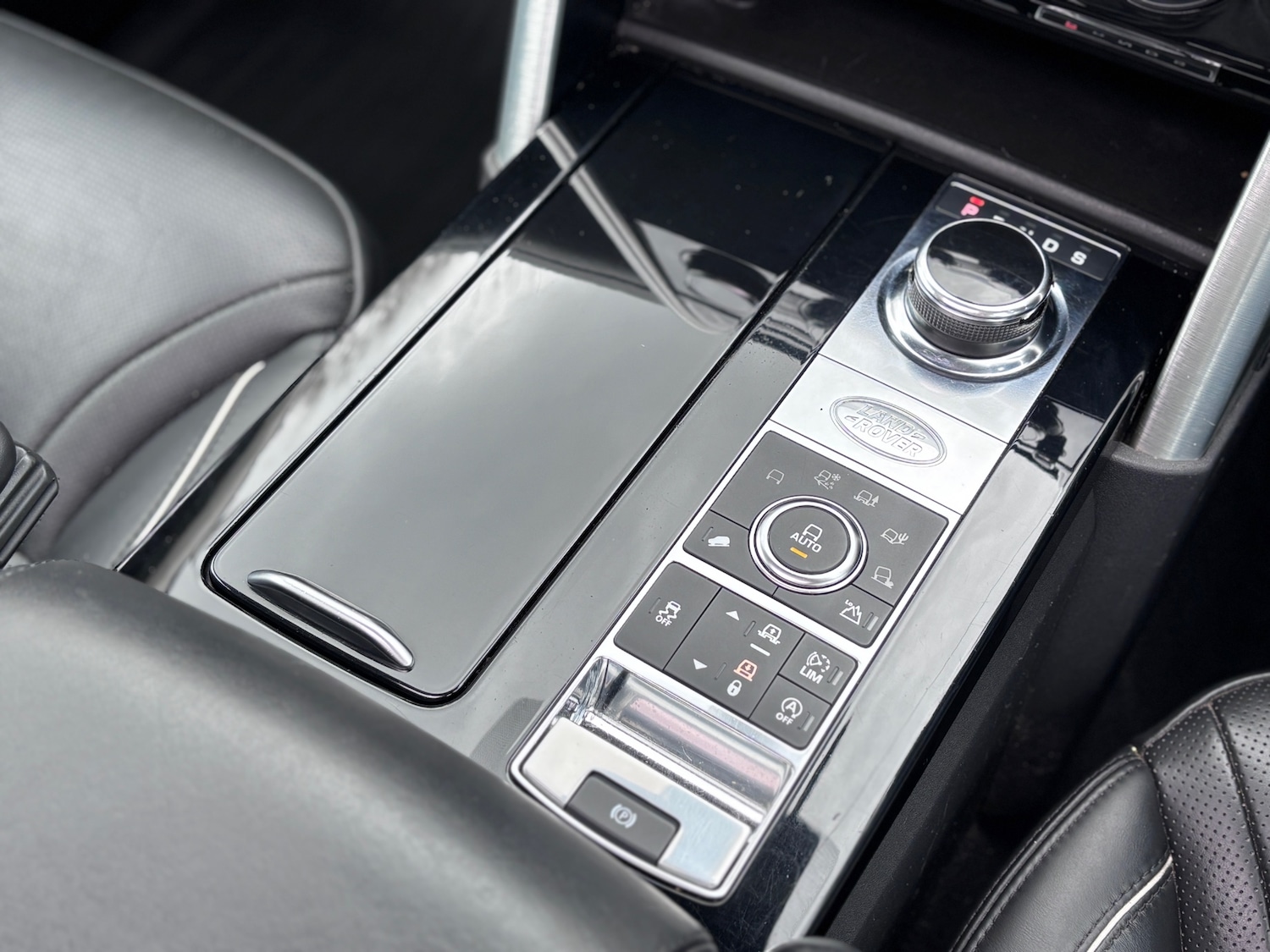 Used Land Rover Discovery 2017 for sale - 77821587: Photo 23