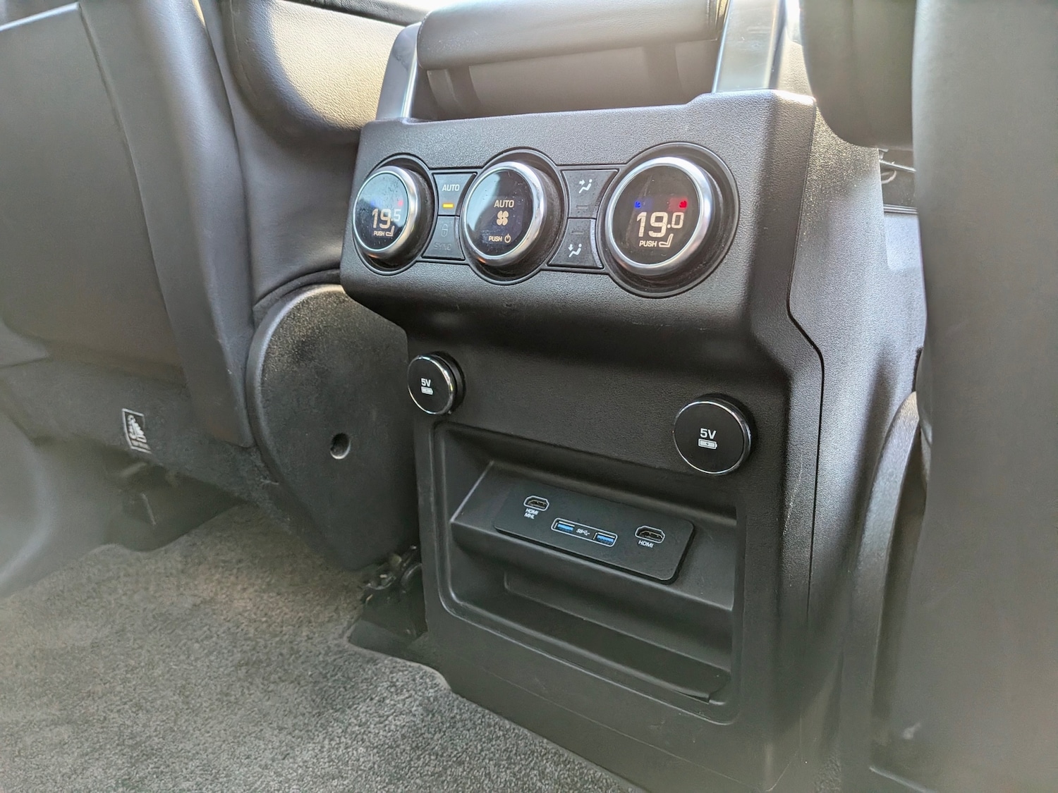 Used Land Rover Discovery 2018 for sale - 77946054: Photo 15