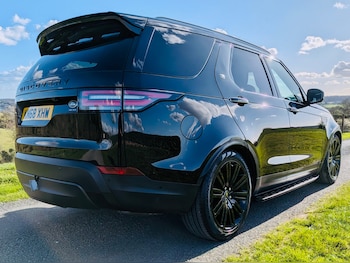 Used Land Rover Discovery 2018 for sale - 77946054: Photo