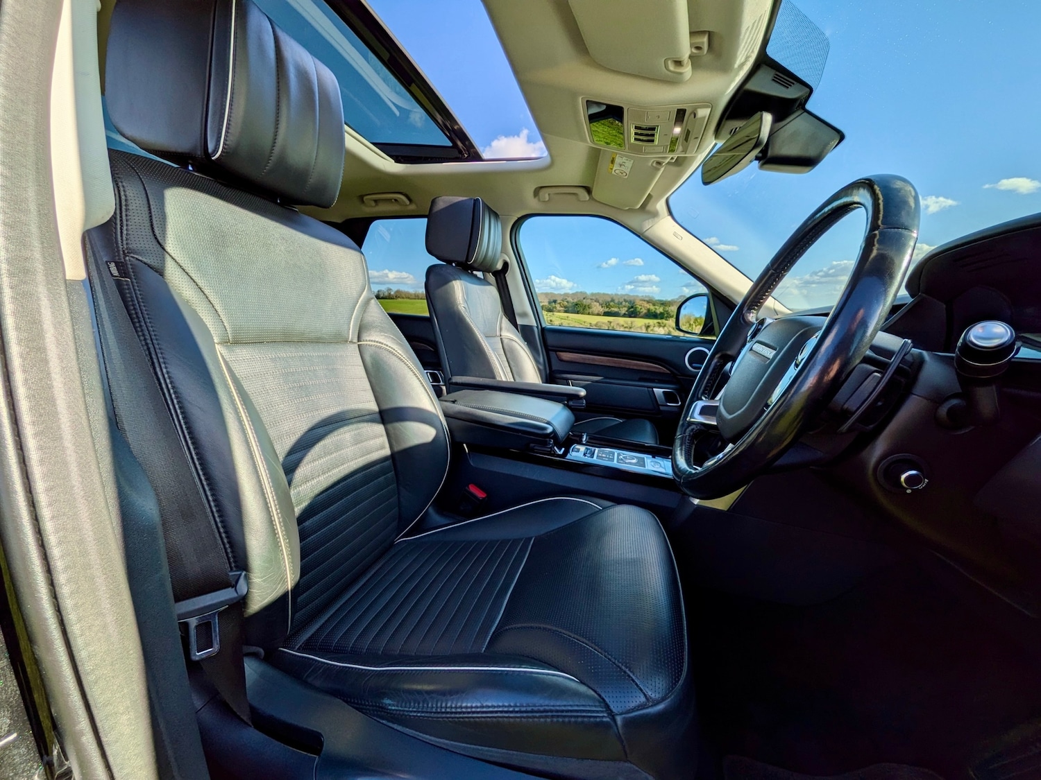 Used Land Rover Discovery 2018 for sale - 77946054: Photo 9