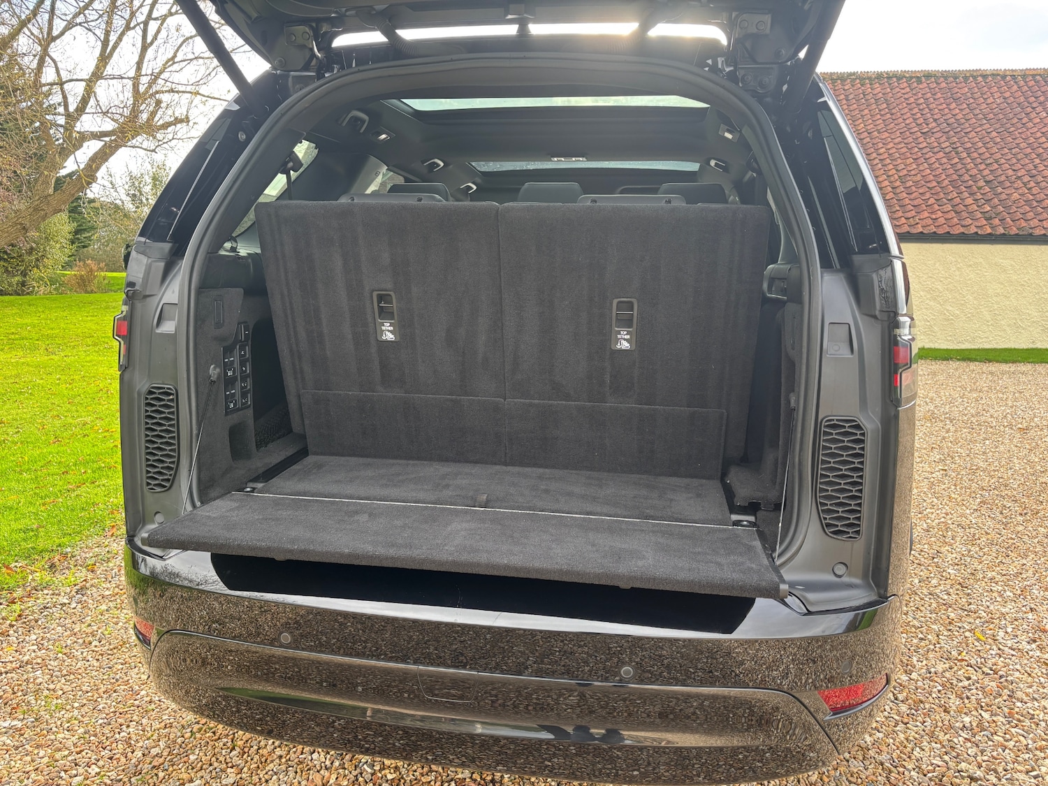 Used Land Rover Discovery 2021 for sale - 76455548: Photo 14