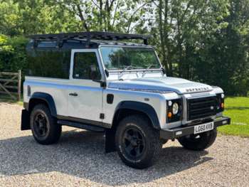 Used Land Rover Defender 2010 for sale - 74769244: Photo