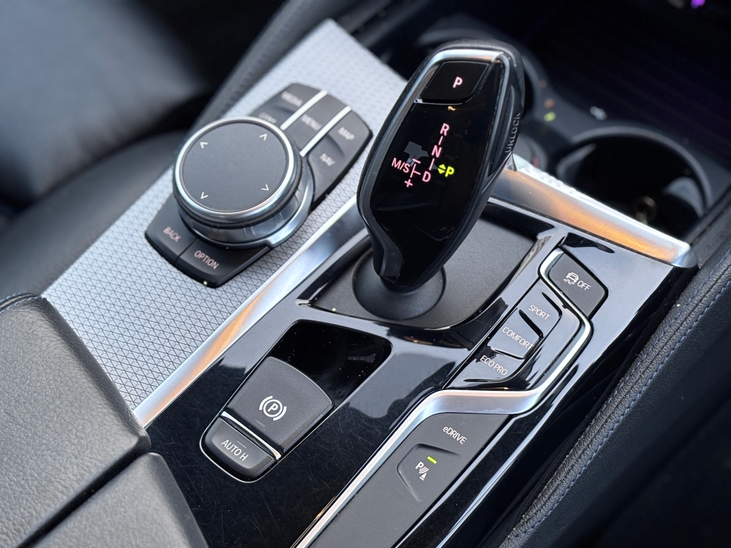 Used BMW 5 Series 2018 for sale - 77329378: Photo 12