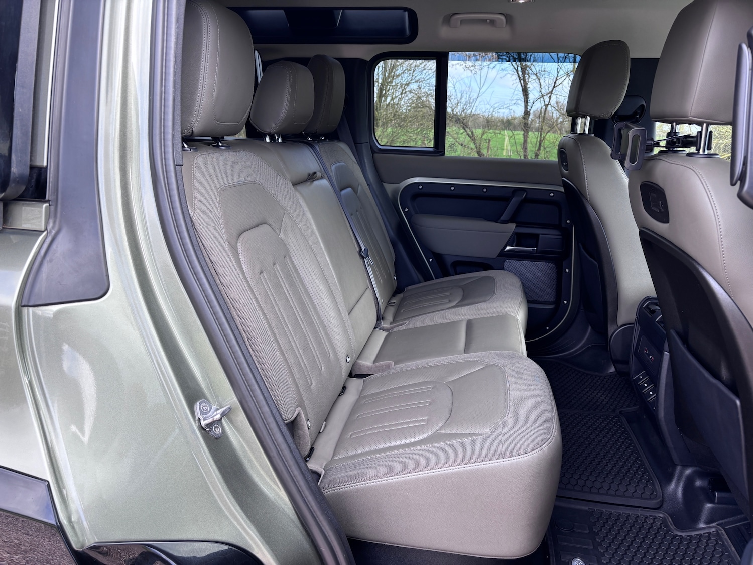 Used Land Rover Defender 2020 for sale - 77921141: Photo 15