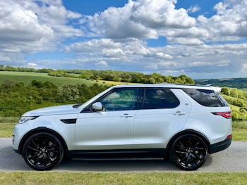 Used Land Rover Discovery 2019 for sale - 78639949: Photo