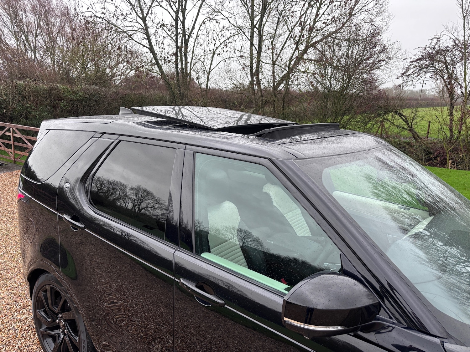 Used Land Rover Discovery 2021 for sale - 76889044: Photo 11