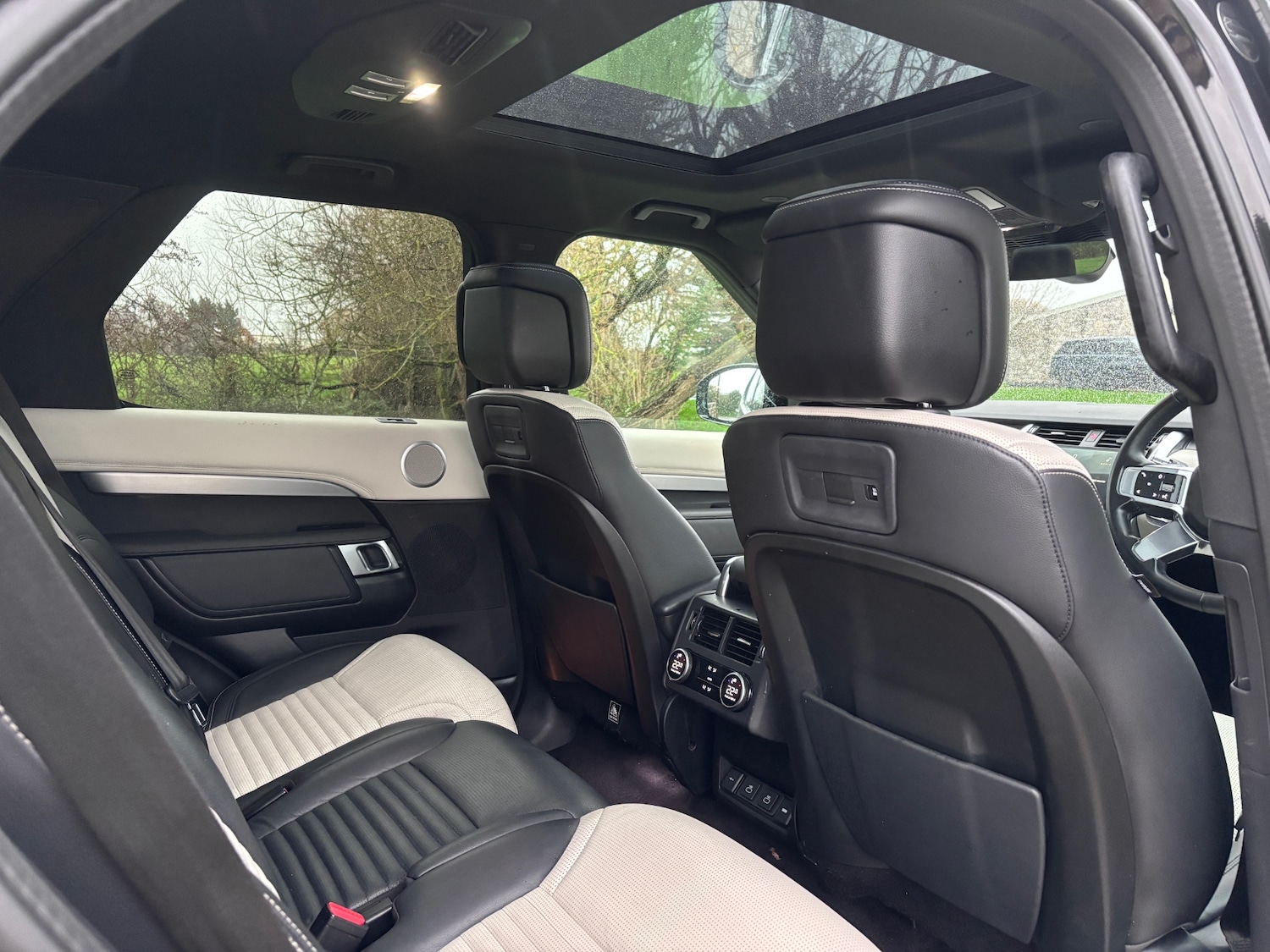 Used Land Rover Discovery 2021 for sale - 76889044: Photo 13