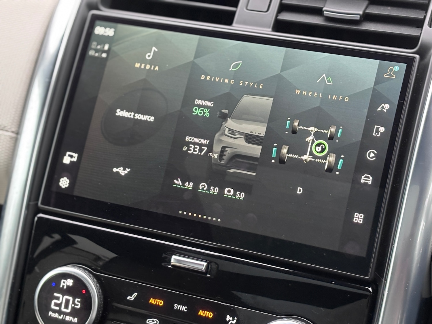 Used Land Rover Discovery 2021 for sale - 76889044: Photo 21