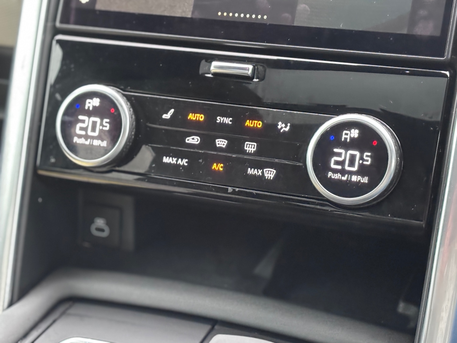 Used Land Rover Discovery 2021 for sale - 76889044: Photo 25