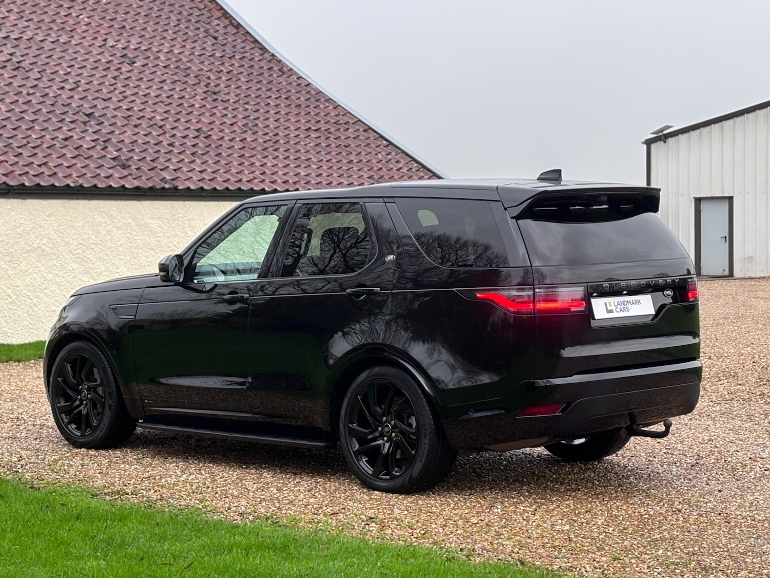 Used Land Rover Discovery 2021 for sale - 76889044: Photo 3