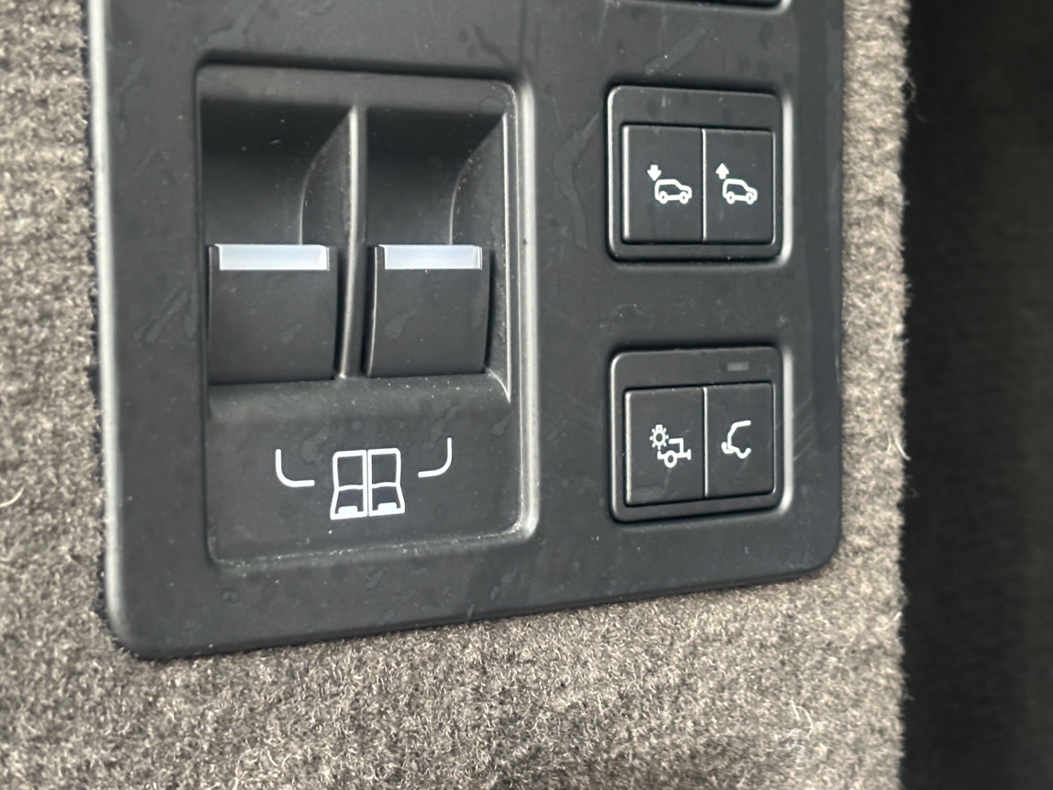 Used Land Rover Discovery 2017 for sale - 76387505: Photo 15