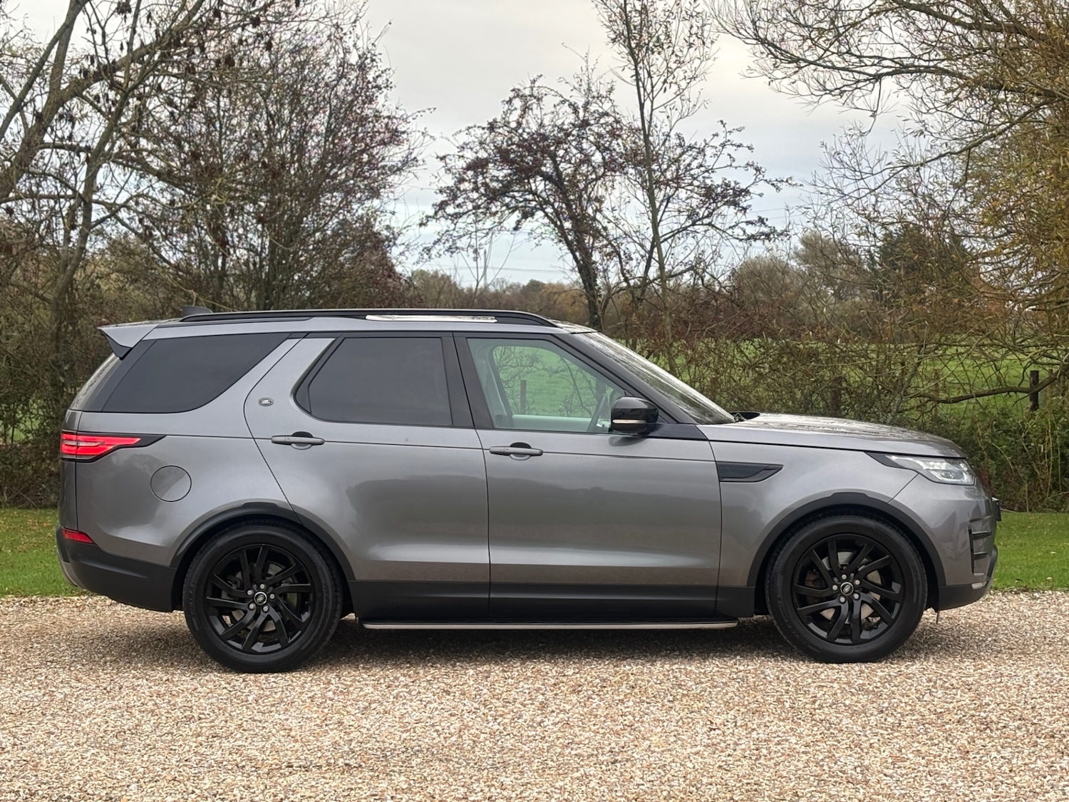 Used Land Rover Discovery 2017 for sale - 76387505: Photo 5
