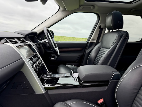 Used Land Rover Discovery 2019 for sale - 76236385: Photo 25