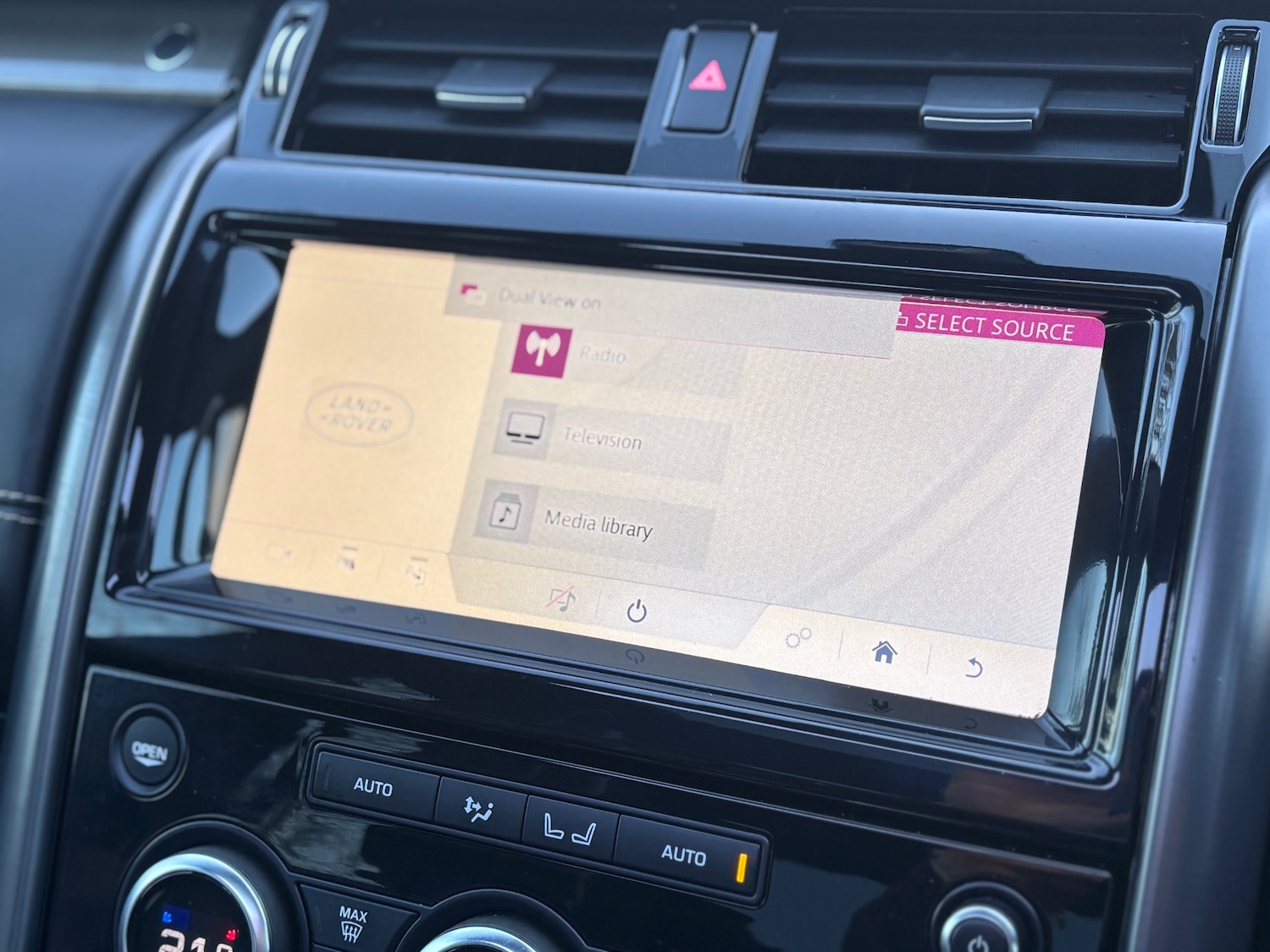 Used Land Rover Discovery 2019 for sale - 77008225: Photo 18