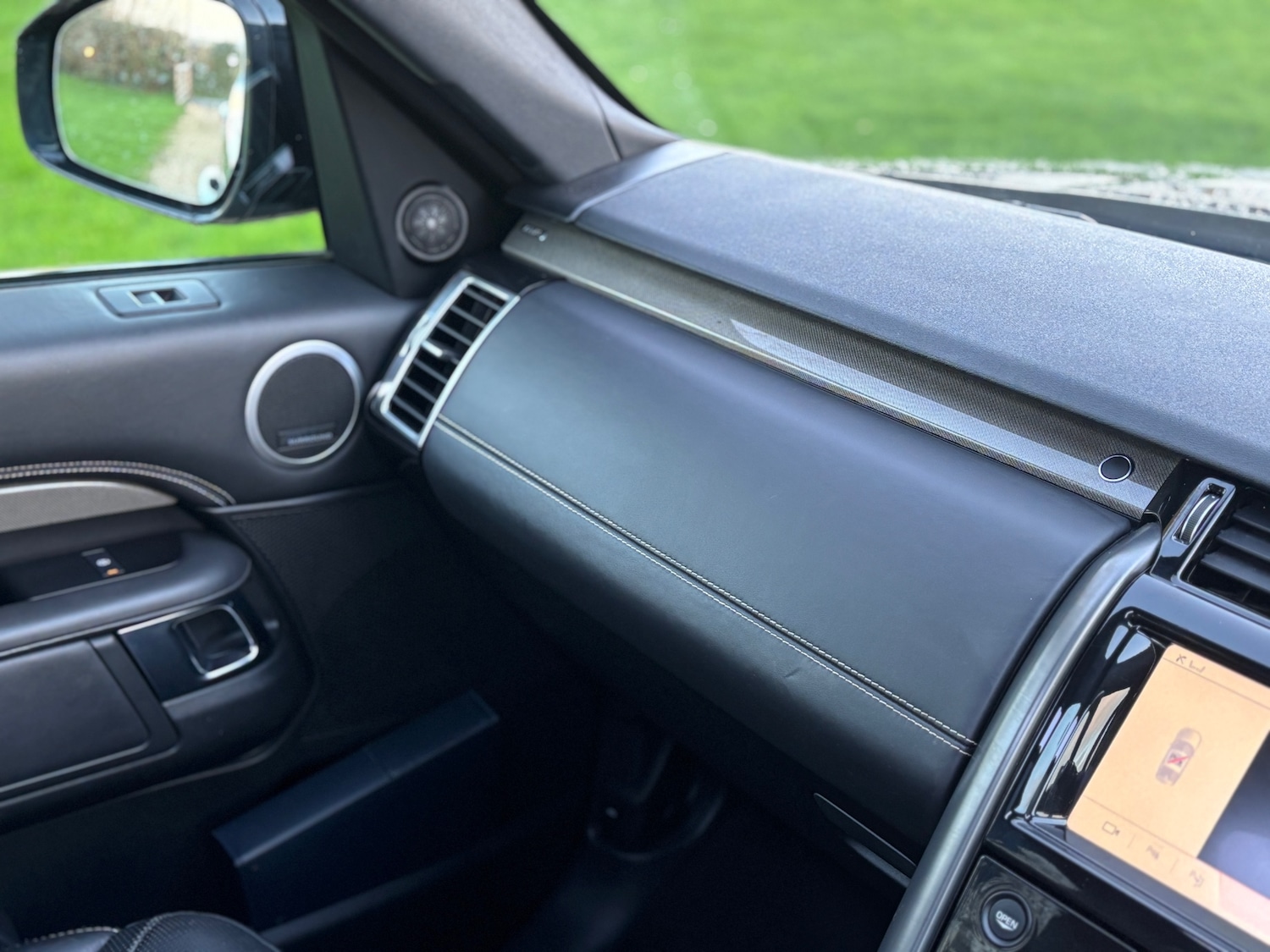 Used Land Rover Discovery 2019 for sale - 77008225: Photo 23