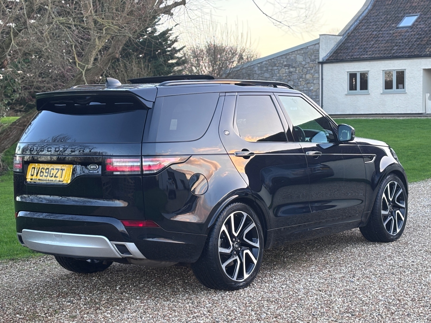Used Land Rover Discovery 2019 for sale - 77008225: Photo 3