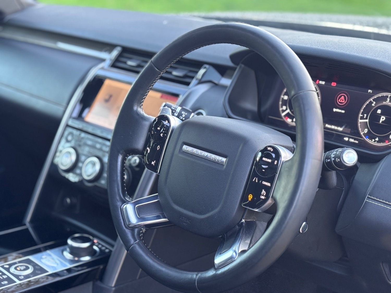 Used Land Rover Discovery 2019 for sale - 77008225: Photo 9