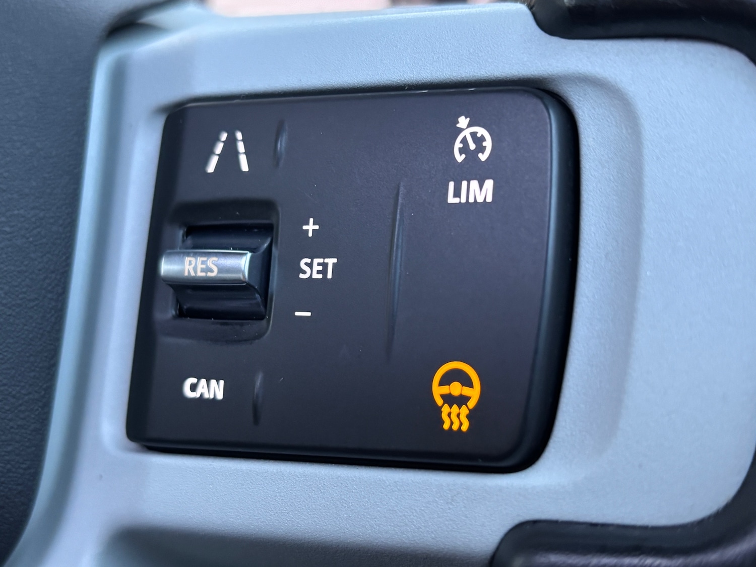 Used Land Rover Defender 2020 for sale - 77694544: Photo 22