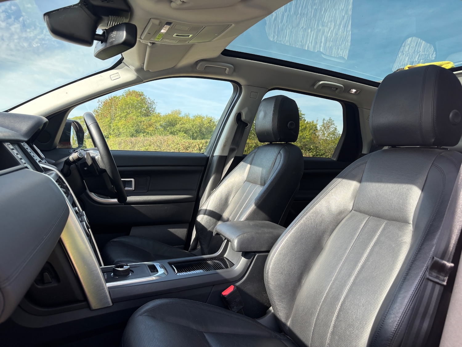 Used Land Rover Discovery Sport 2017 for sale - 76133944: Photo 16